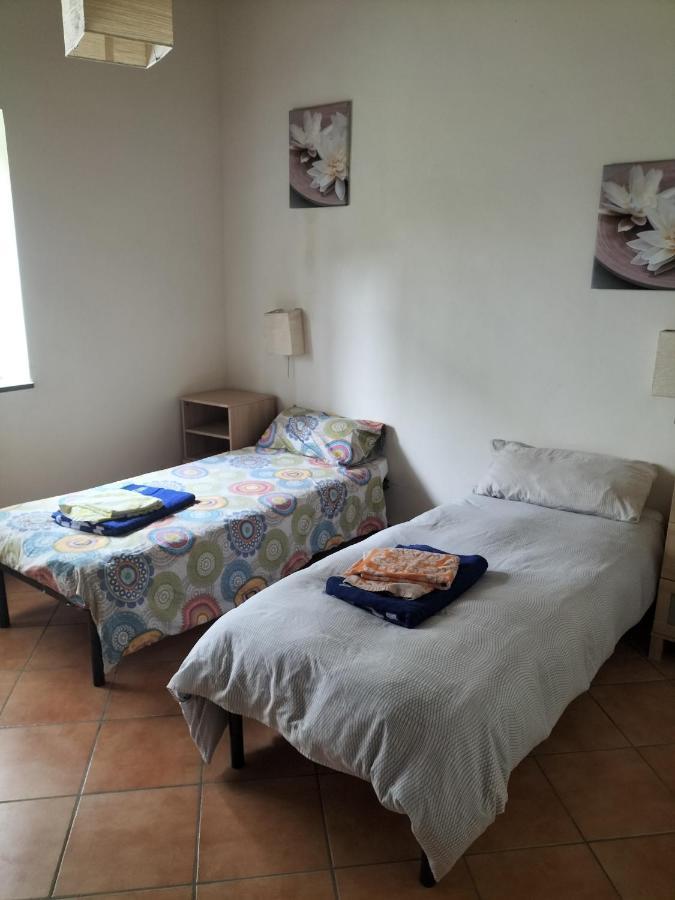 Rod Ranch Livestock - Stanza Doppia Con Letti Singoli Villa Campagnano Di Roma Luaran gambar